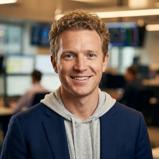 Ryan Brooks, Analis Trading Utama di Vantara Nalarloka